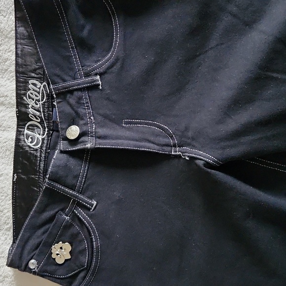 Pants - Picture 4 of 4